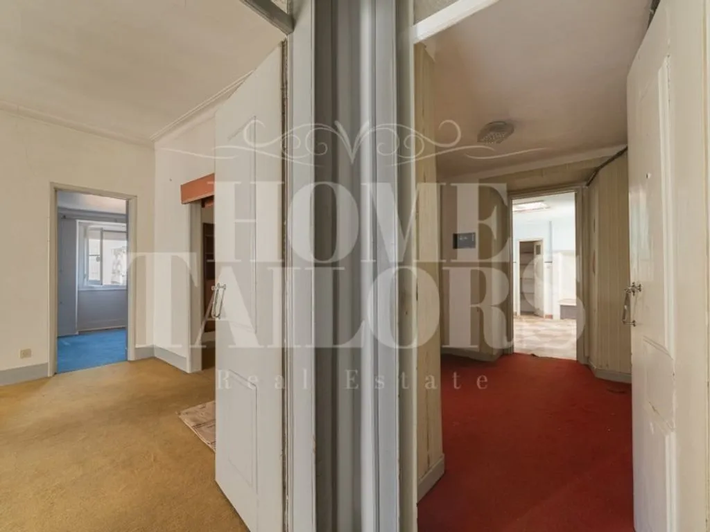 hallway_entrance