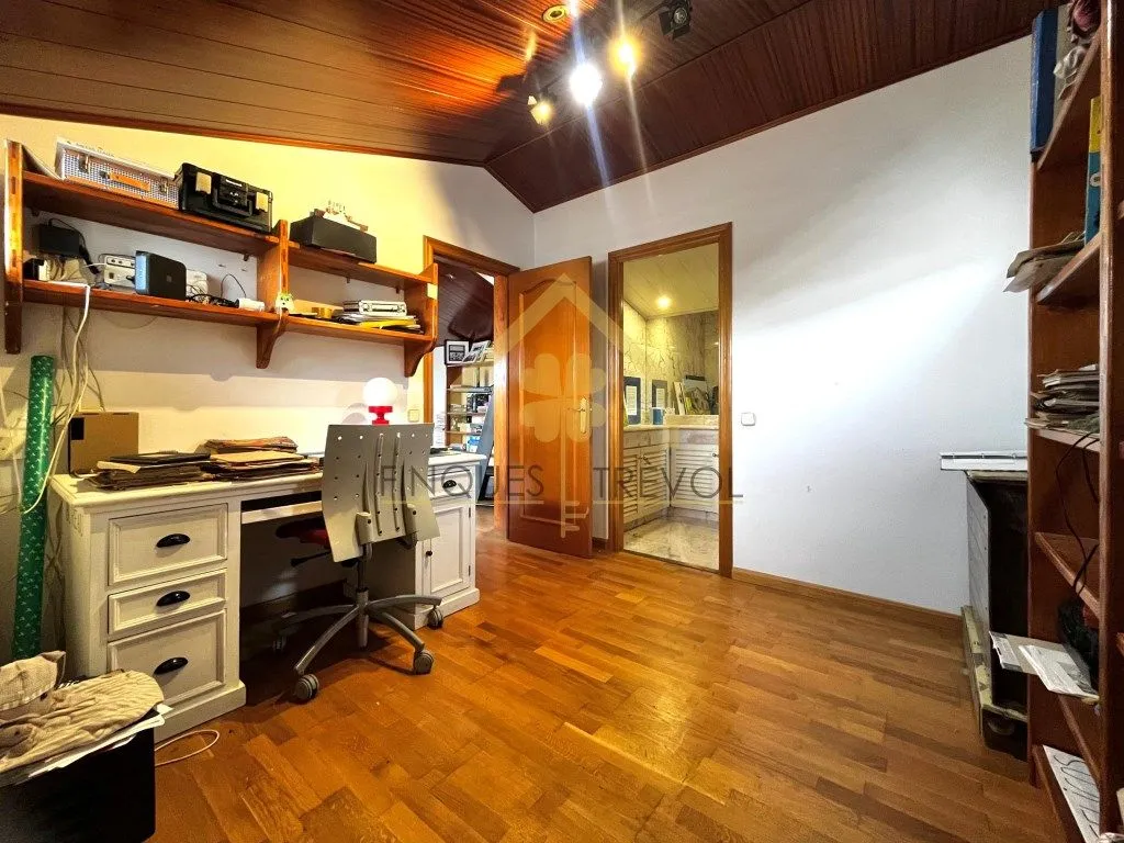 Office - Luxury House with Pool in La Garriga
