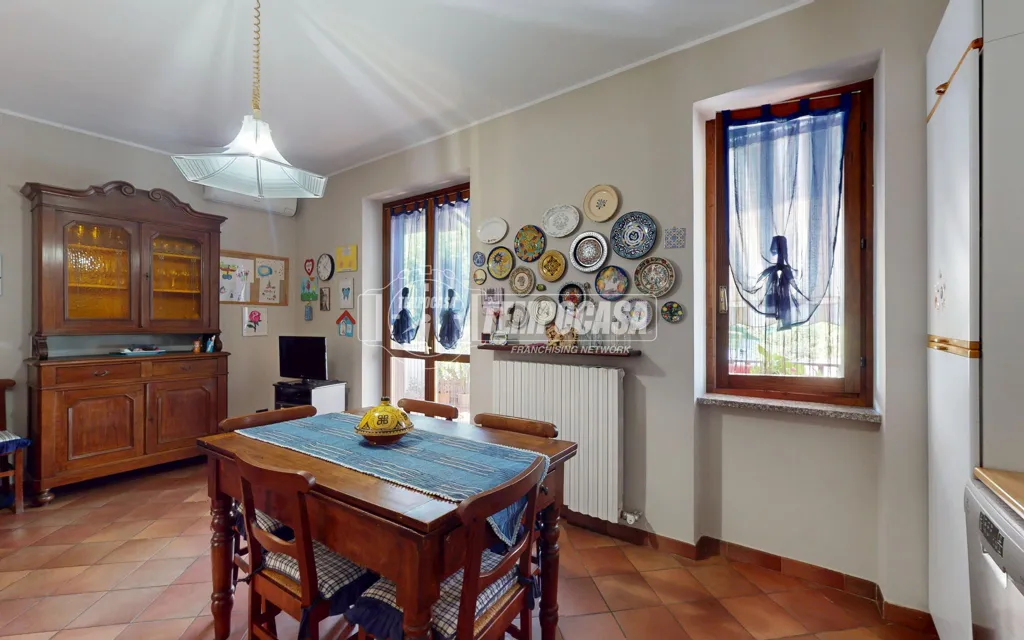 Salle à manger - Three-Level Townhouse with Private Garden in Bra