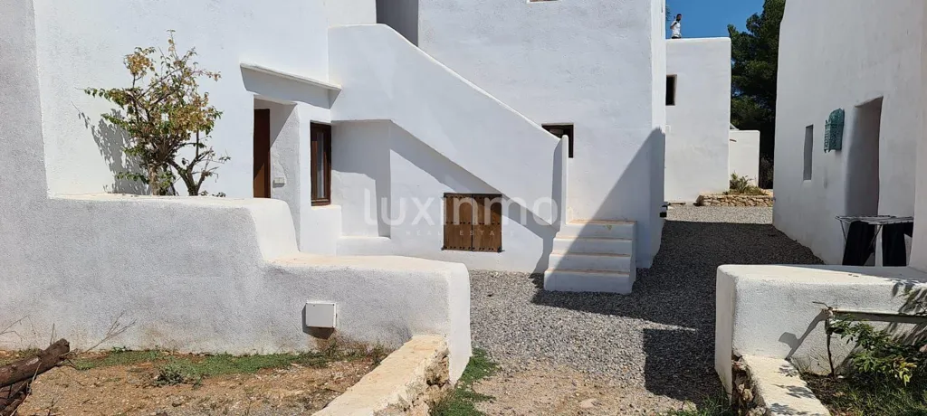 Aed - Traditional Finca with Forest View in Santa Eulalia