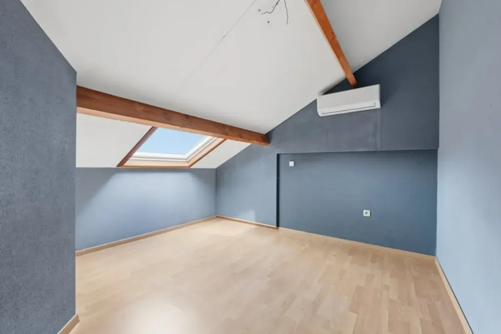 Pièces - Maison avec Terrasse et Jardin à Riemst
