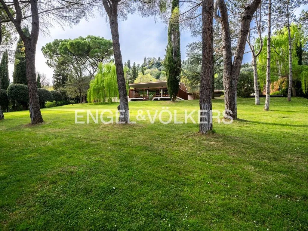 Aed - Luxury Villa with Pool in Florence Hills
