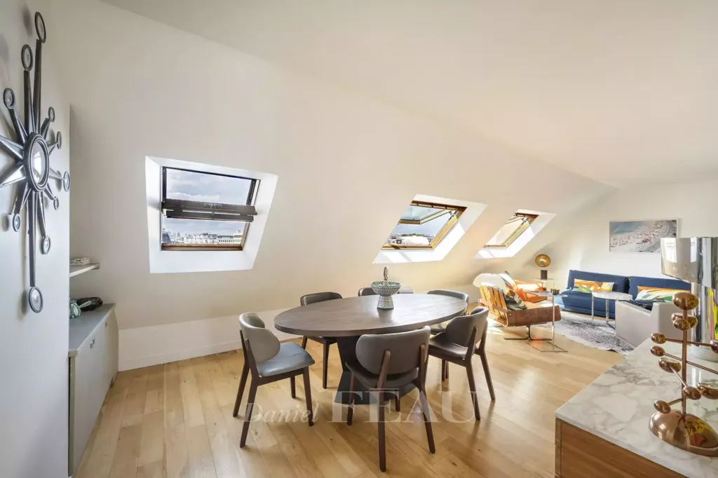 Söögituba - Renovated Parisian Apartment with Panoramic Views