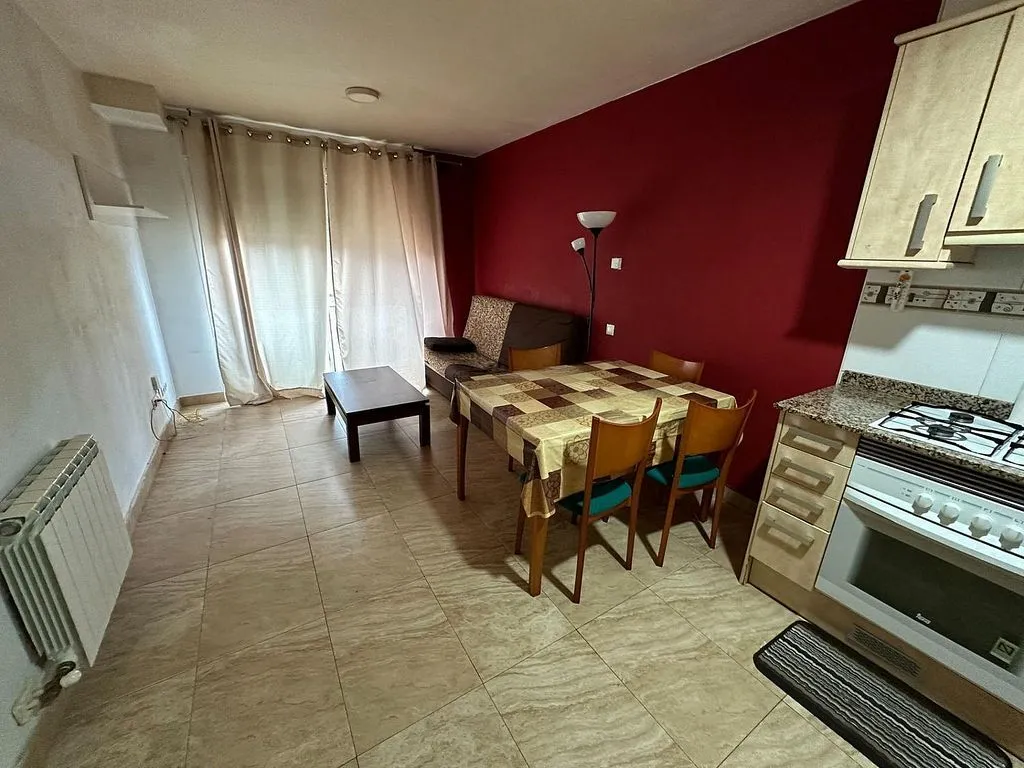 Söögituba - Apartment with Parking in Vallirana