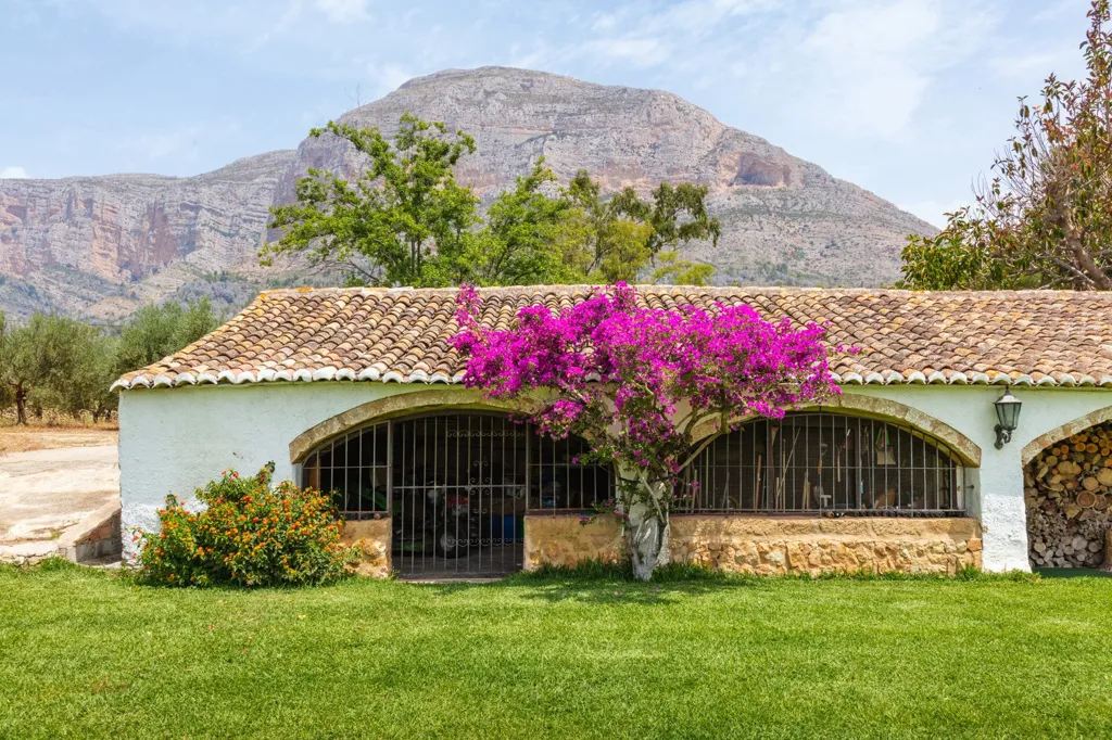 Välivaade - 18th-Century Finca with Pool in Jávea