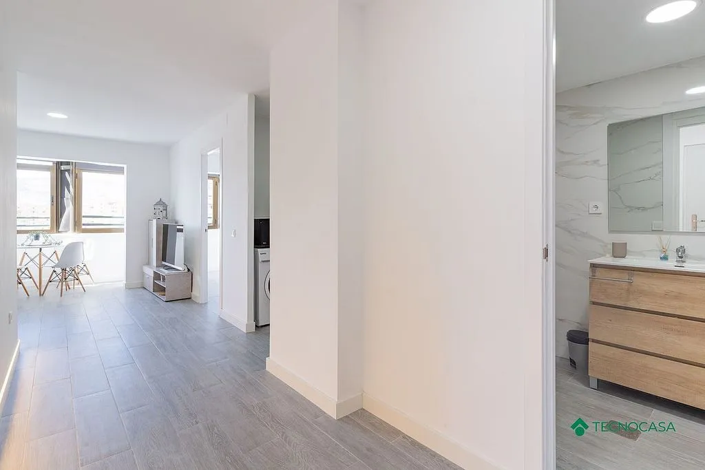 Vannitoad - Modernised Apartment with Balcony in Aguadulce Sur