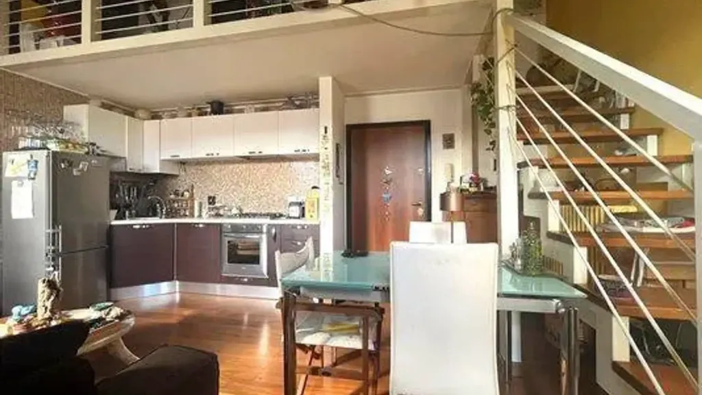 Séjour - Modernised Bilocale with Balcony in Florence