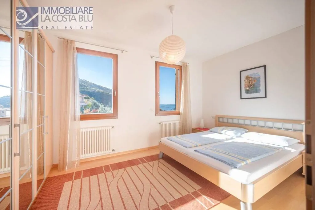 Camere da letto - Luxury Apartment with Pool in Torri del Benaco