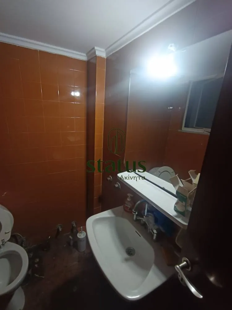 Bagni - Corner Office with Balcony in Patras Centre