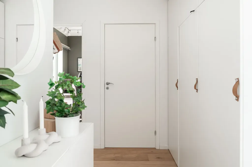 Esik - Converted 4-Bed Flat in Helsingborg Centre