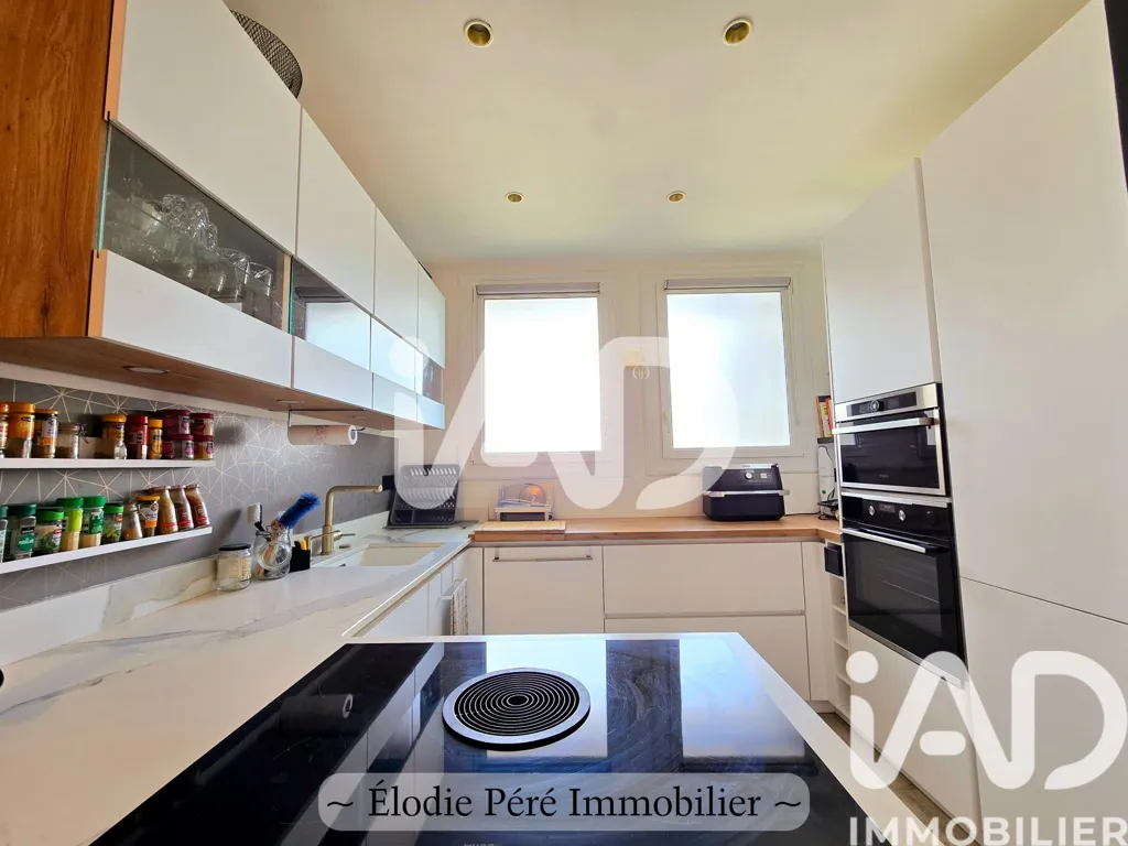 Cuisine - Duplex T4 Rénové avec Terrasse XL à Tarbes