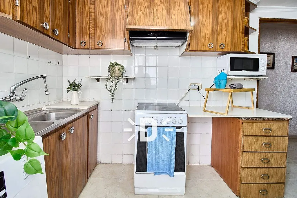 Cuisine - Apartment with Balcony in Benetússer