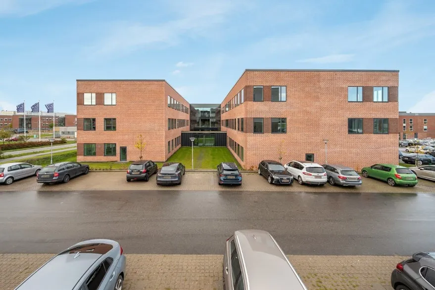 Välivaade - Modern Office with Garden Access in Tangen