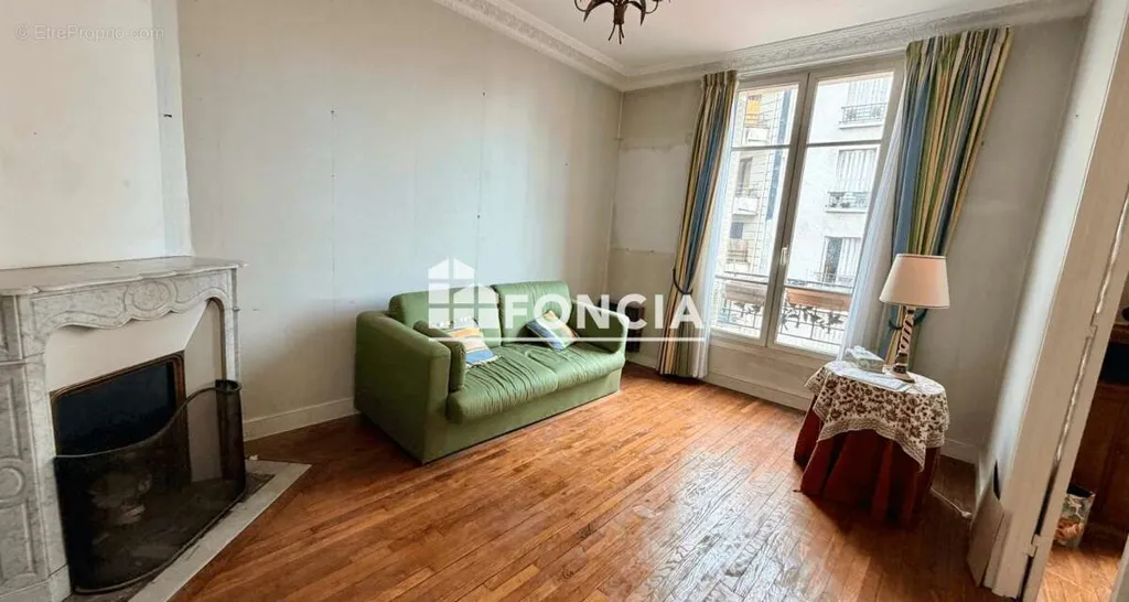 Soggiorno - Charming 3-Piece with Ascender in Paris