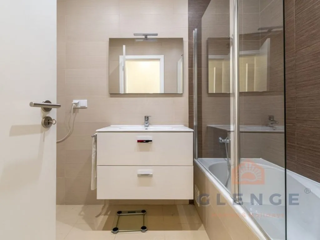 Vannitoad - Luxury Apartment with Terrace in Quarteira