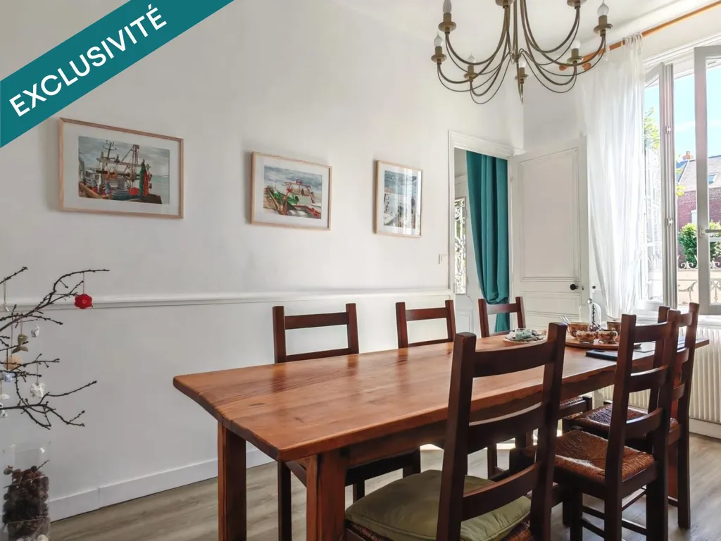 Sala da pranzo - Character House with Garden in The Crotoy