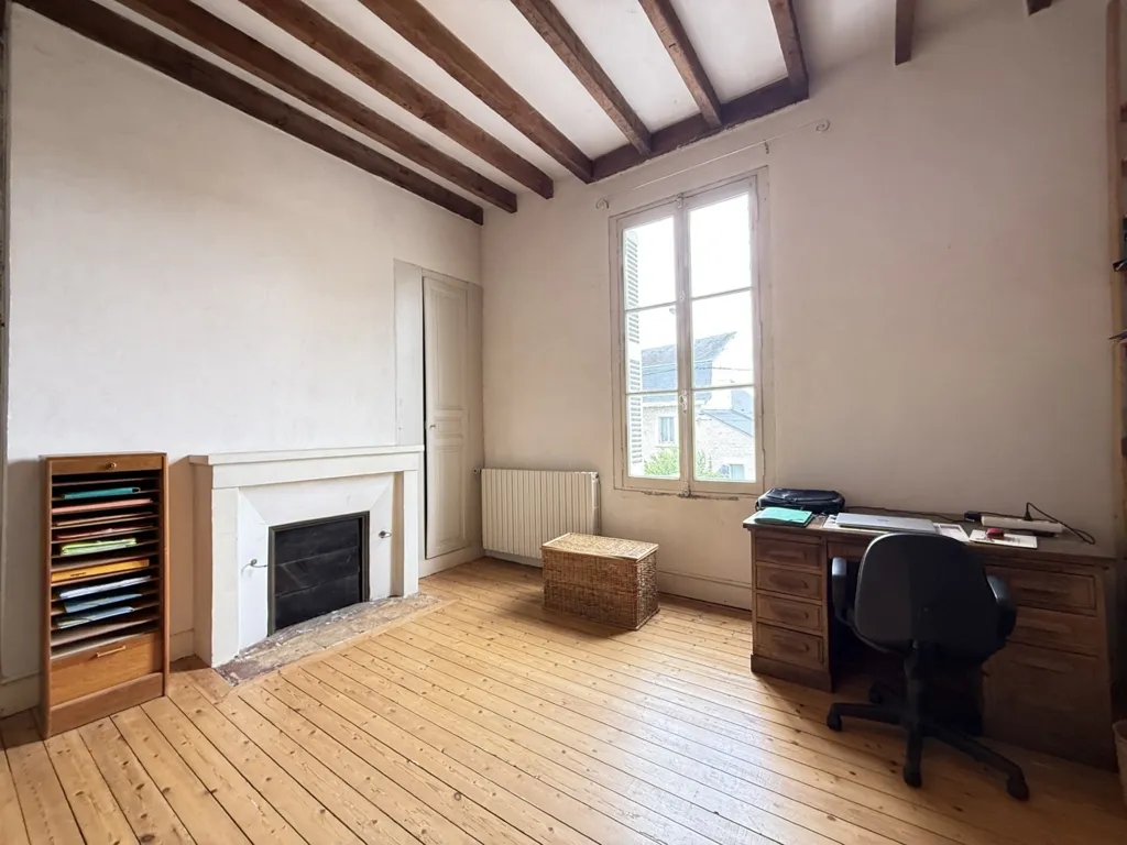 Kabinet - Character Town House with Garden in Châtellerault Centre