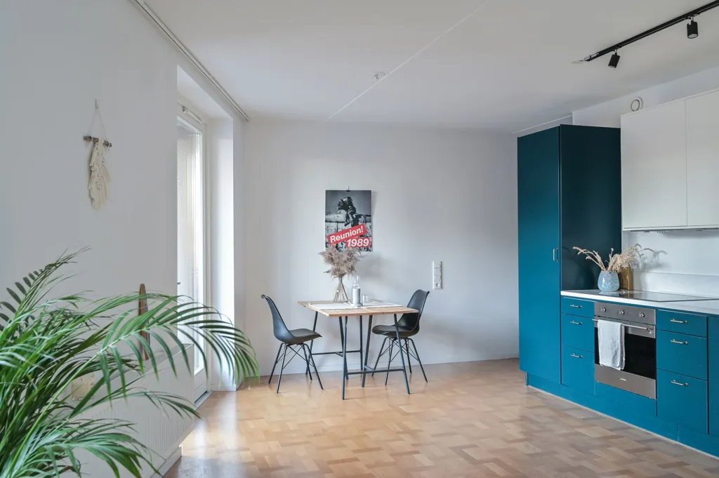 Cuisine - Modern Flat with Large Balcony in Mariehäll