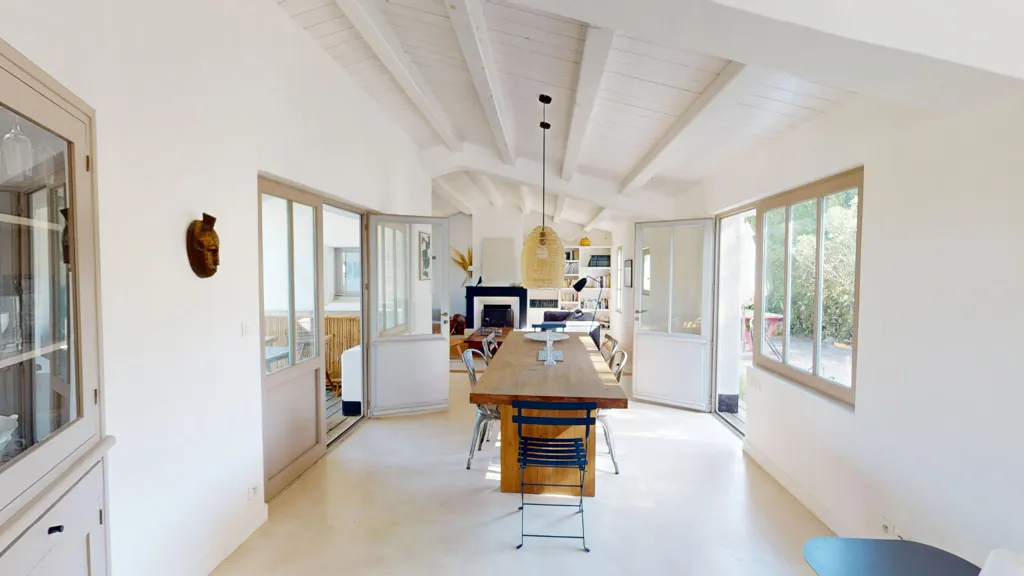 Salle à manger - Maison de Plain-Pied avec Jardin à Les Portes-en-Ré