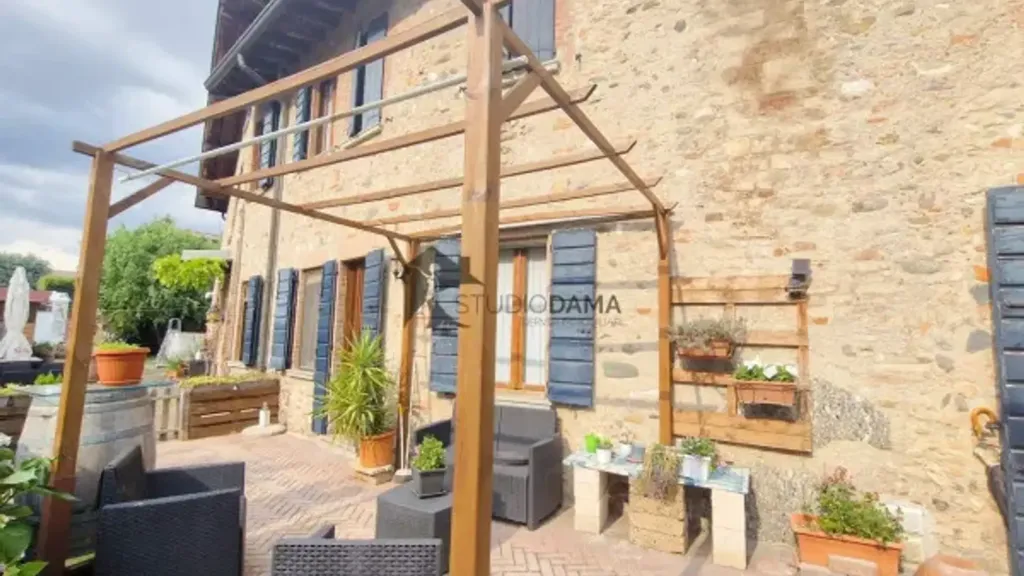Terrasse - Divisible Apartment with Private Garden in Bedizzole