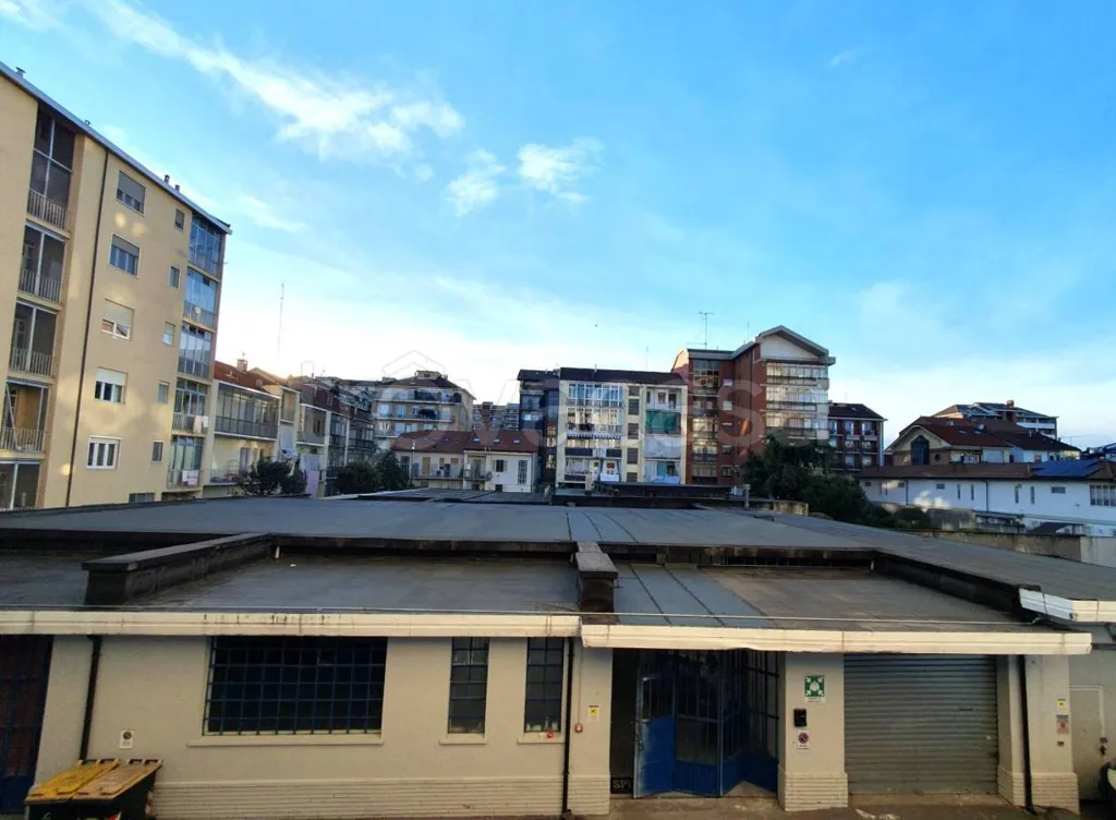 Terrazza - Apartment with Double Exposure in Turin