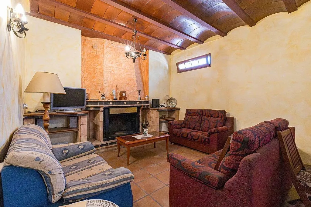 Living Room - Chalet with Andalusian Patio in Barriomar