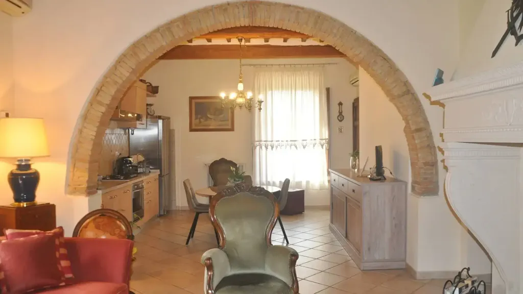 Séjour - Charming Apartment in Historic Villa, Rosignano Marittimo