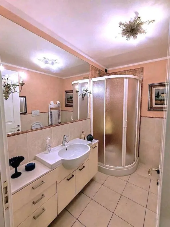 Vannitoad - Renovated Flat with Private Garden in Lucca