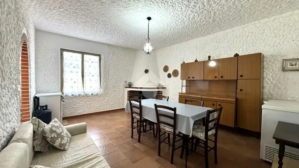 Söögituba - Villa with Garden near Siniscola Beaches