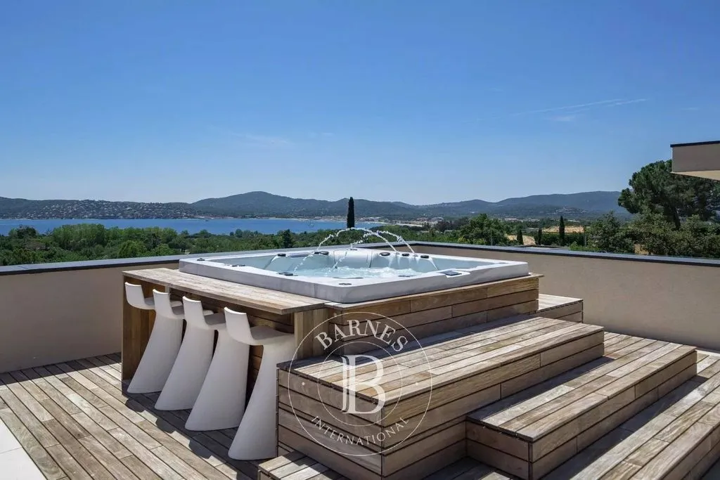 Terrace - Luxury Villa with Sea View in Grimaud