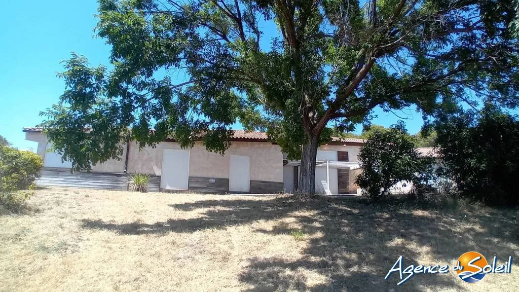 Extérieur - Maison Luxueuse avec Piscine à Lézignan-Corbières