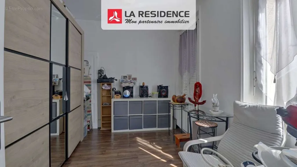 Chambres - Immeuble de Caractère avec Jardins à Les Andelys