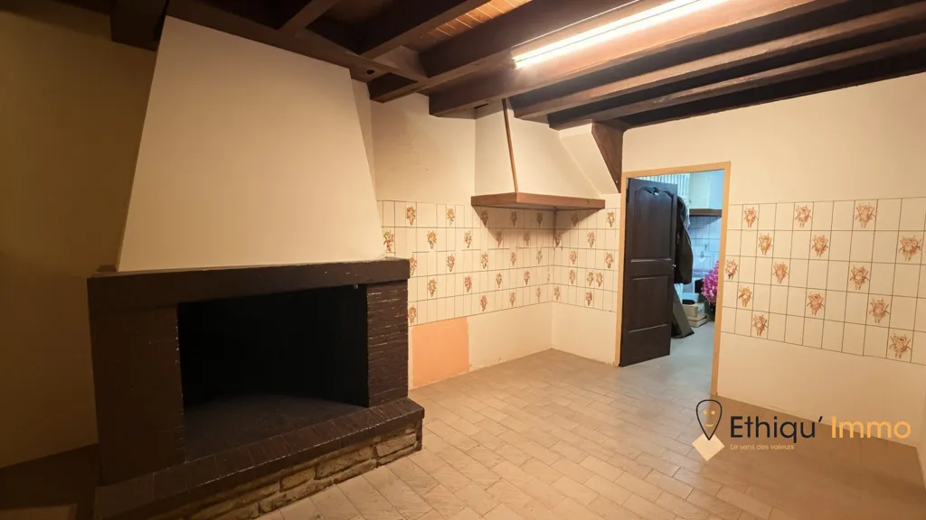 Elutuba - Rustic Farmhouse with Large Barn in Sommevoire