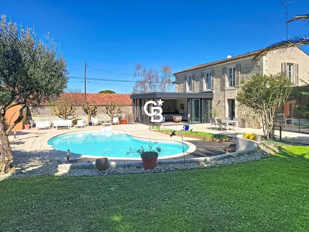 Piscina - Luxury Home with Pool in Fontenay-le-Comte