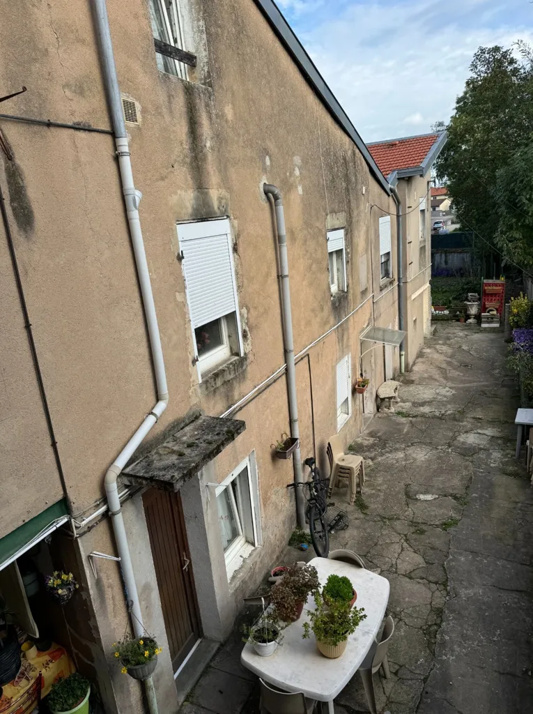 courtyard