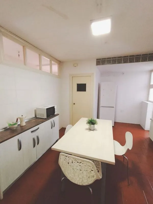 Cuisine - Furnished Flat with Balcony in Salamanca