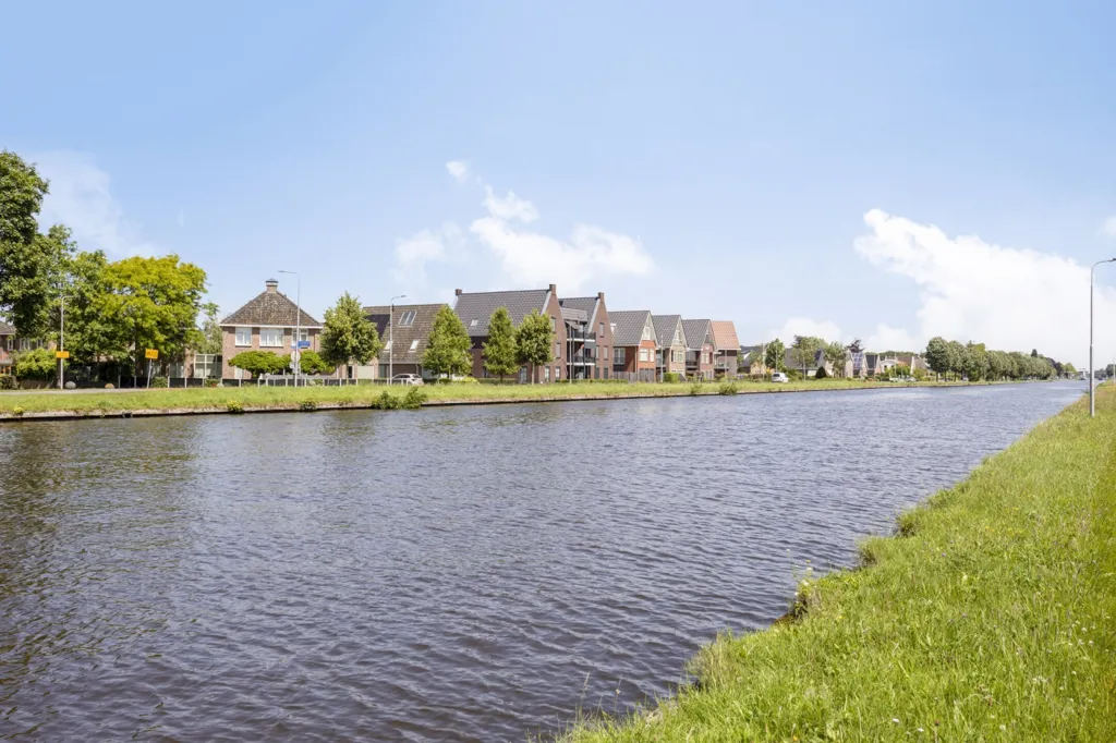Extérieur - Modernised House with Canal View in Bergentheim