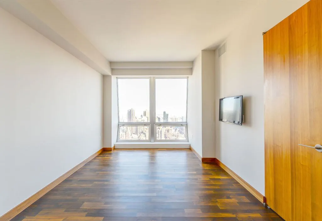 Pièces - Condo with Panoramic Views in Manhattan