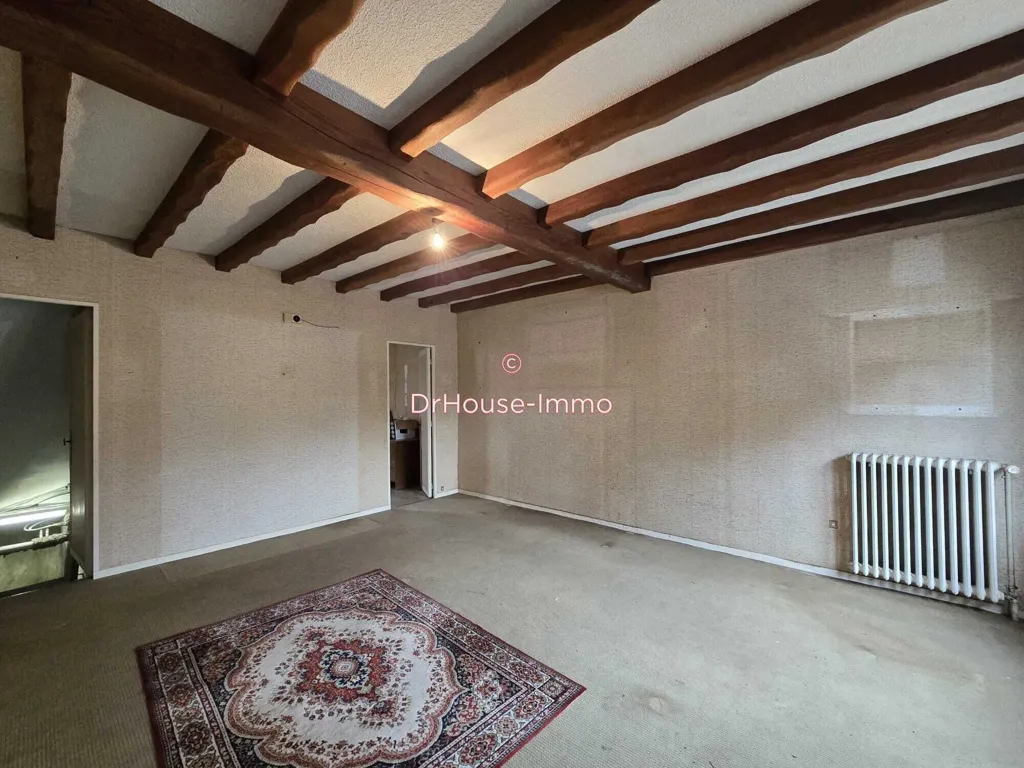 Toad - Spacious House with Garden in Roisel