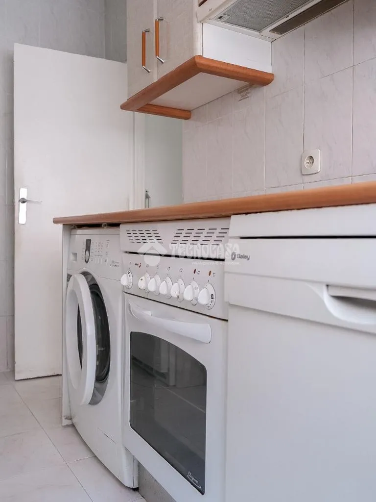 Köök - Ground Floor Flat with Large Windows in Carabanchel Alto