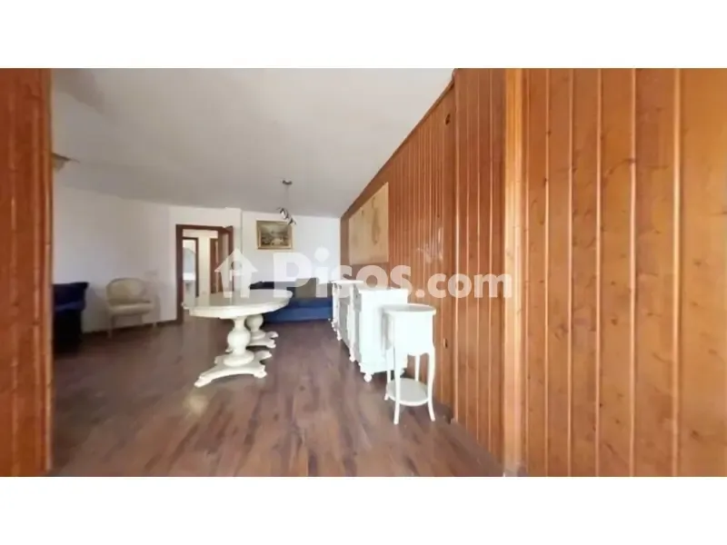 3-bedroom house in ES
