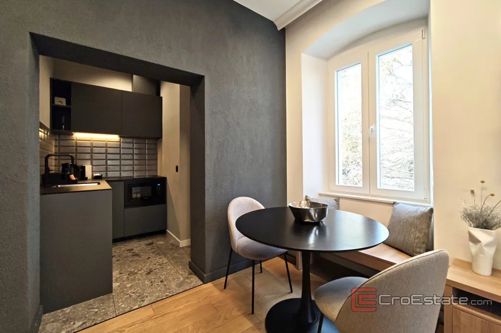 Dining Room - Modern Apartments with Central Location in Split