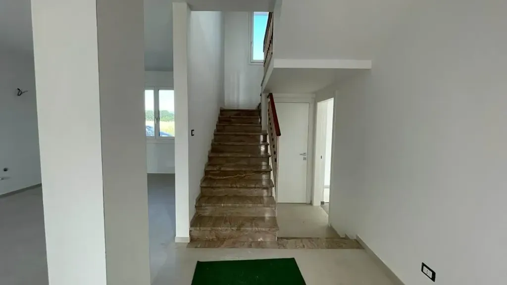 Toad - Renovated Twin Villa in Trevignano