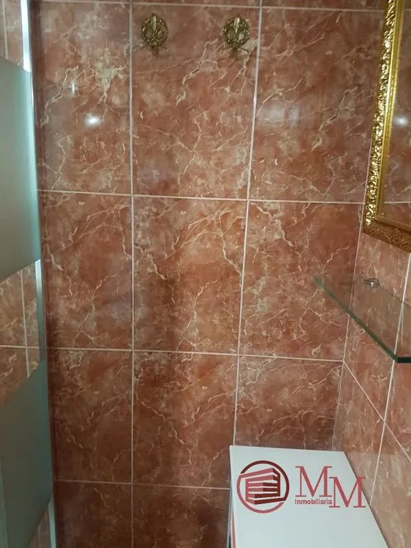Salles de bain - Air-Conditioned Flat in City Centre