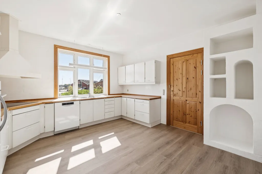 Cuisine - Villa with Potential for Expansion in Hadsund
