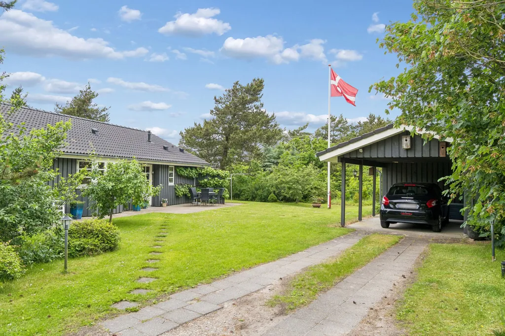 Exterior - Cottage with Limfjorden View in Løgstør