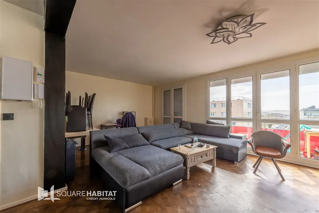Soggiorno - Fully Renovated 3-Bedroom Flat in Dieppe