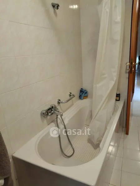 Bathrooms - Trilocale with Terrace in Aci Sant'Antonio
