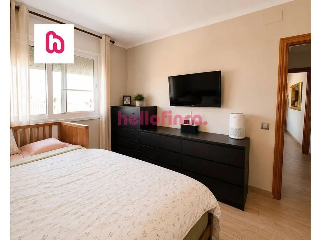 Bedrooms - Apartment with Balcony in Can Rull, Sabadell