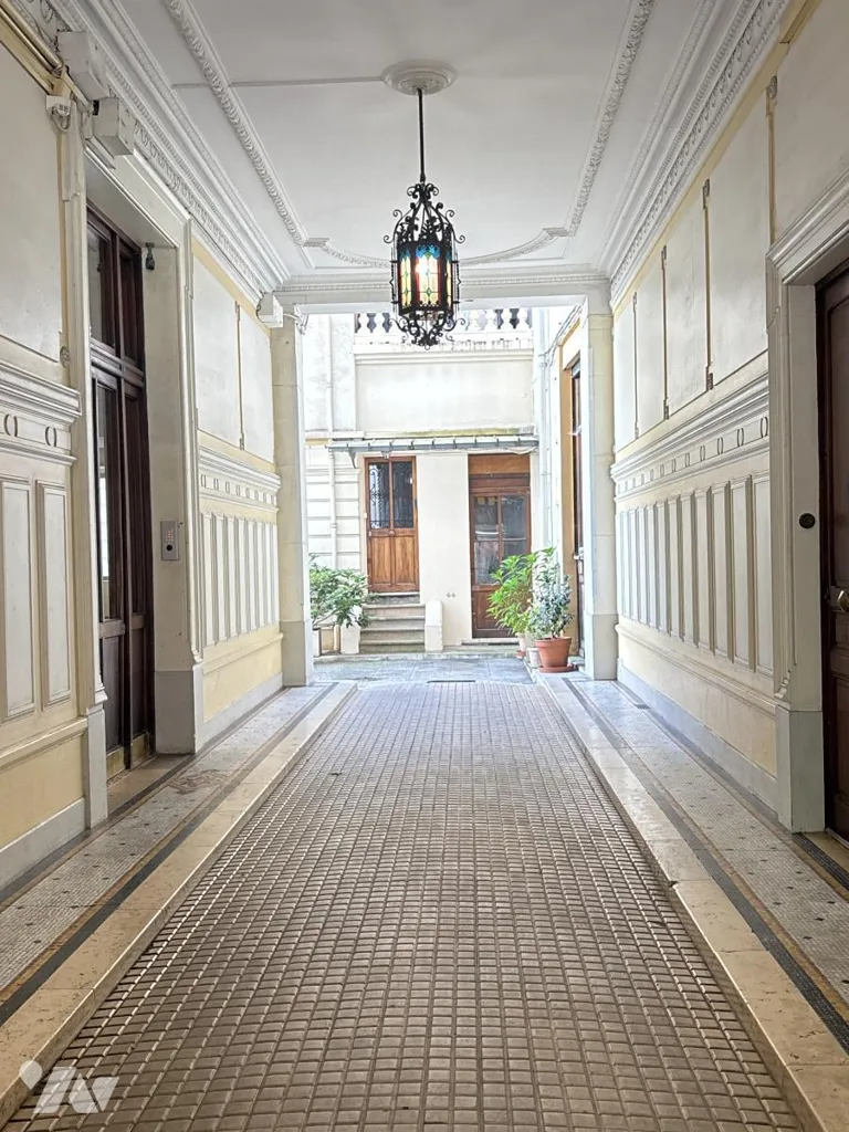 Ingresso - Haussmannian Flat with Balconies in Grenoble Centre
